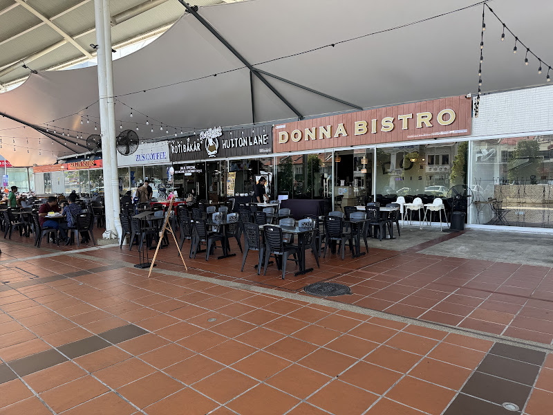 Yasin borong cafe