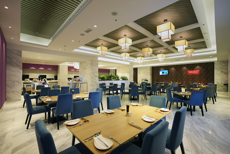 Roselle Coffee House (Lexis Suites Penang)