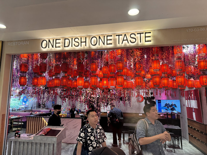 Wisteria China Hot Pot