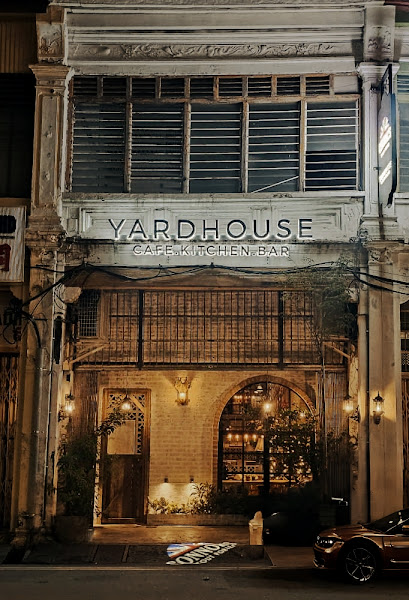 The YardHouse Kitchen Cafe & Bar