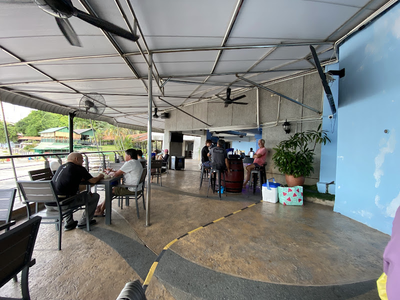 SEA Front Cafe