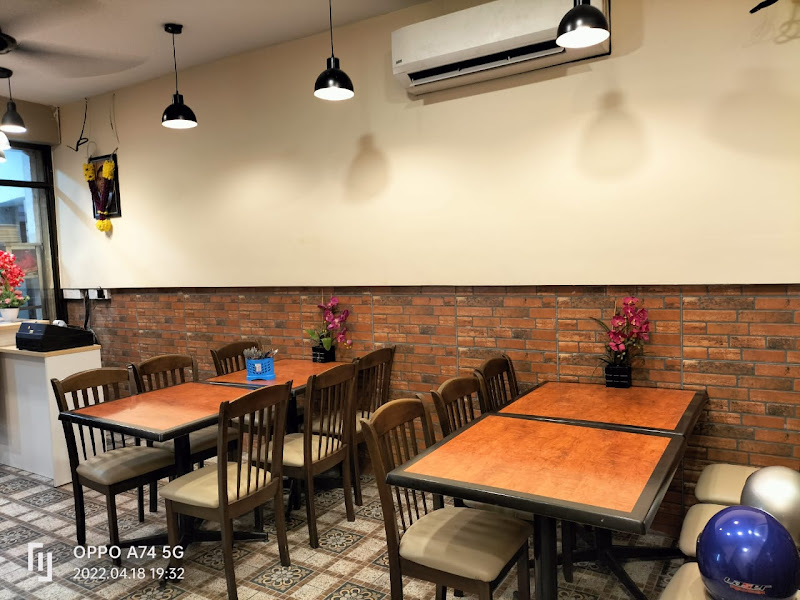 REDCHILLIES AUTHENTIC INDIAN CUISINE
