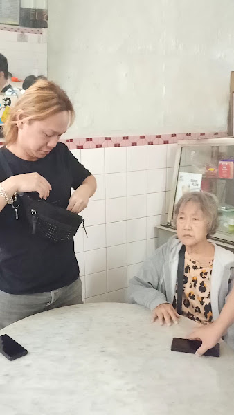 Hin Leong